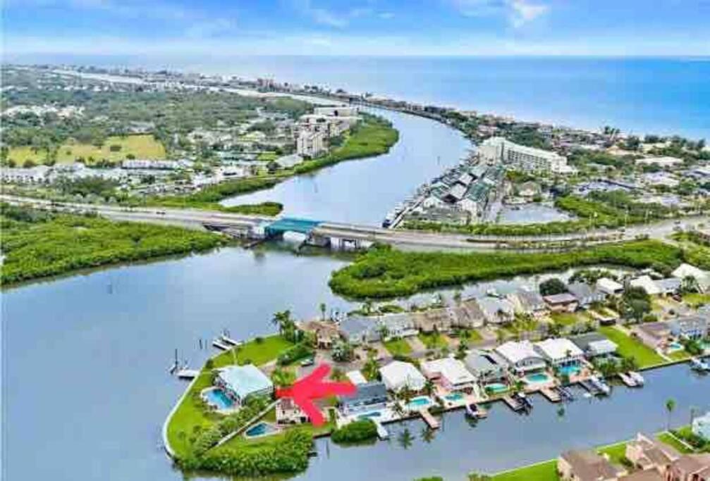 קלירווטר ביץ' Guest Suite - Waterfront -Pool & Hot Tub- Walk To Beach מראה חיצוני תמונה